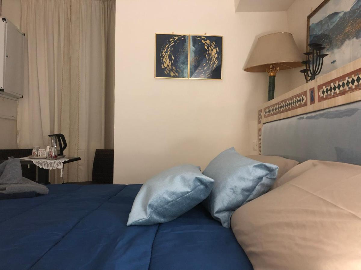 Cavour 58 Bed and Breakfast Napoli Esterno foto